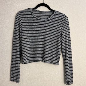 PacSun soft long sleeve shirt size XS